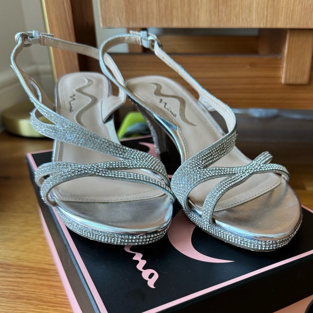 Nina Nerice Silver Sandal - Size 8